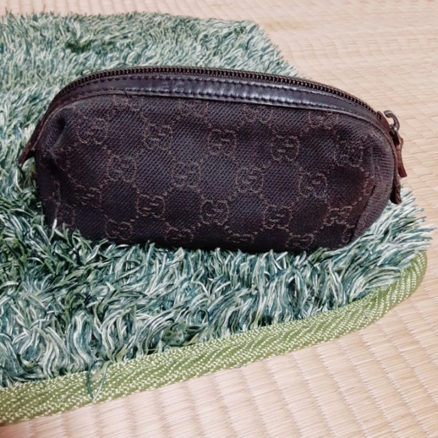 Gucci(グッチ)のMANA様専用です。GUCCIのポーチ2点おまとめ。 レディースのファッション小物(ポーチ)の商品写真