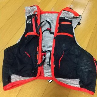 サロモン(SALOMON)のサロモン ５リットル トレランザック(登山用品)