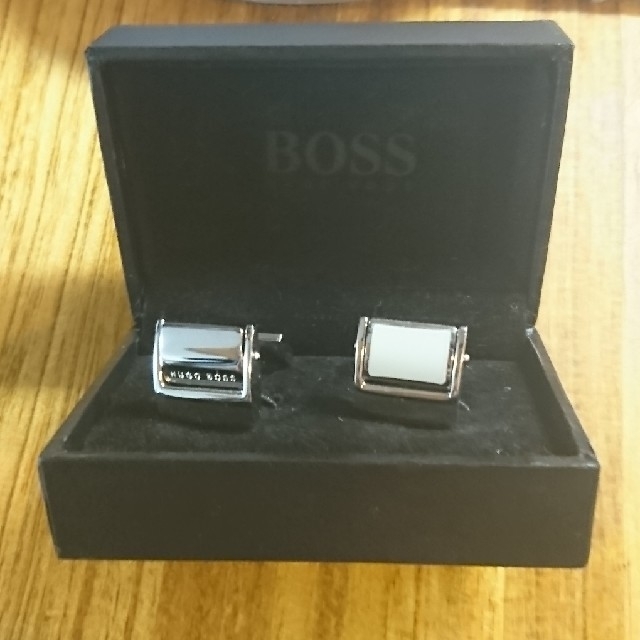 HUGO BOSS(ヒューゴボス)のカフス HUGO BOSS メンズのメンズ その他(その他)の商品写真