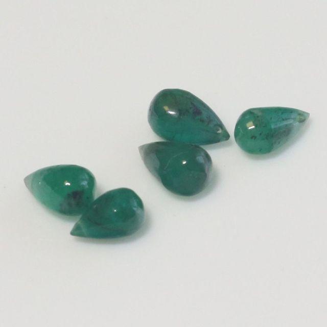 エメラルドのドロップ5ピースで2.64ct 1