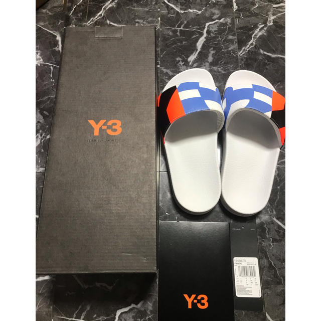 Y-3 サンダル【新品未使用】最終値下げ！日曜日まで！！ビーサン