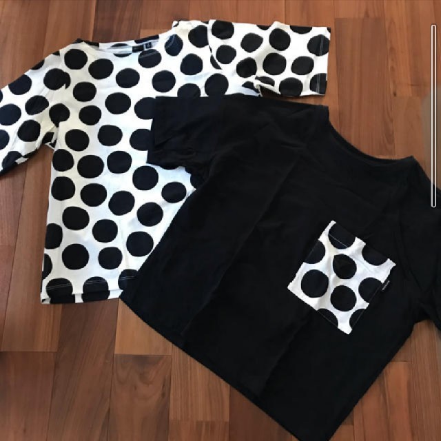 marimekko(マリメッコ)の美品　marimekko　UNIQLO　モノトーン　Tシャツ　セット レディースのトップス(Tシャツ(半袖/袖なし))の商品写真