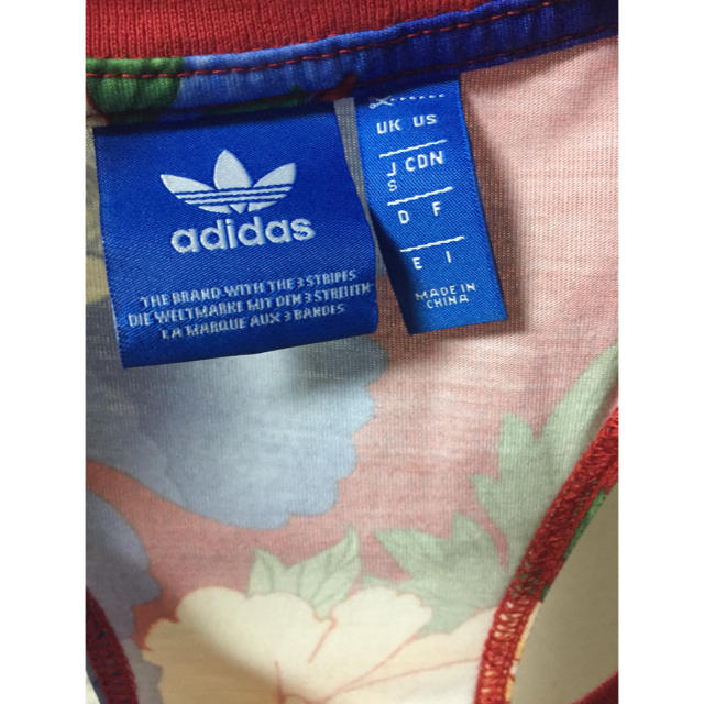 adidas(アディダス)のadidas originals×The Farm Company タンクトップ レディースのトップス(タンクトップ)の商品写真