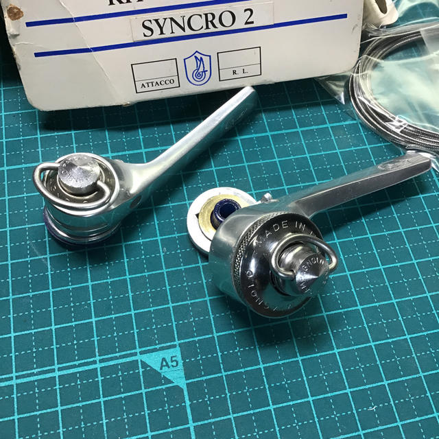 Campagnolo SYNCRO 8speed シフターカンパニョーロ シンクロ 8速 Campagnolo SYNCRO 8speed シフターカンパニョーロ シンクロ 8速