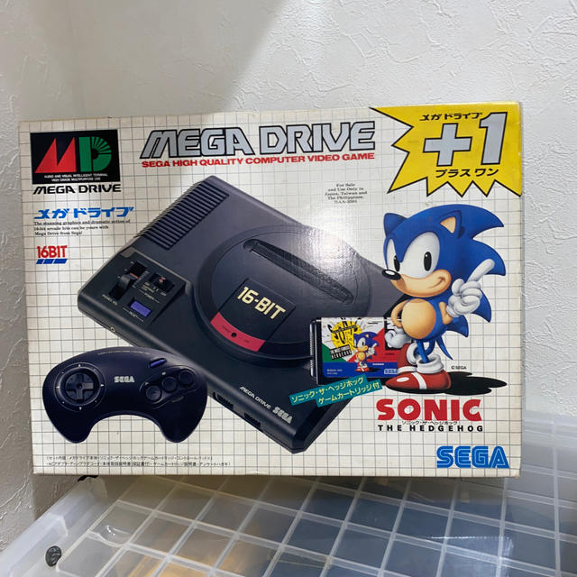 SEGA - メガドライブ本体＋ソフト2本の通販 by たけやん's shop｜セガ ...