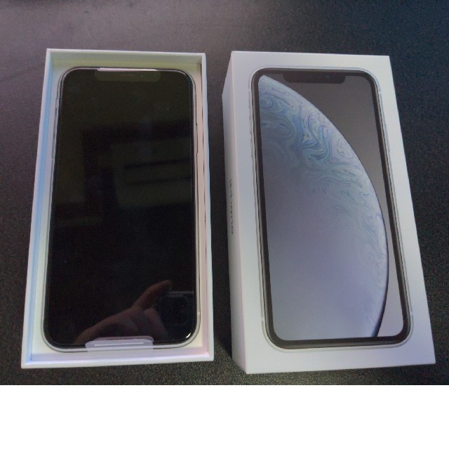超話題新作 iPhone - iPhoneXR white 64G simロック解除済 ほぼ新品