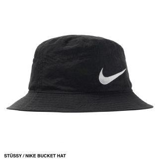 ナイキ(NIKE)のSTÜSSY  NIKE BUCKET HAT 黒 L/XL(ハット)