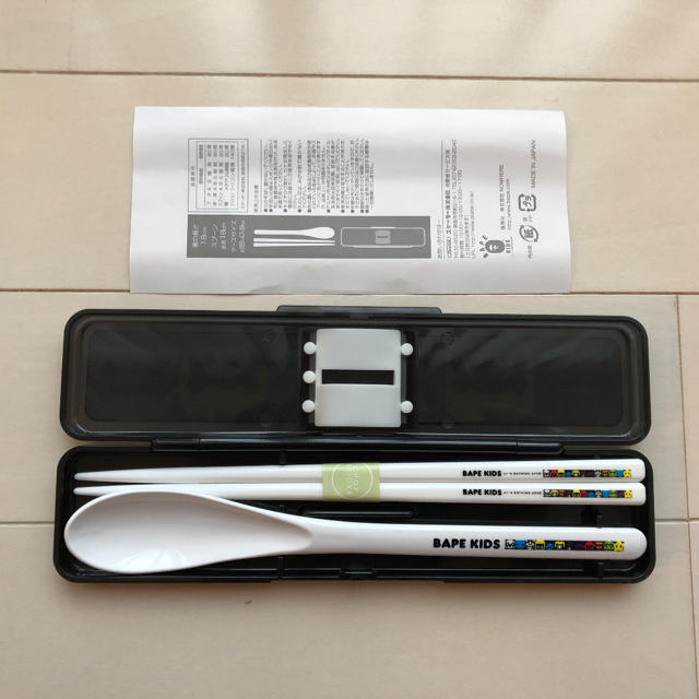 A BATHING APE(アベイシングエイプ)のBABY MILO CUTLERY SET インテリア/住まい/日用品のキッチン/食器(カトラリー/箸)の商品写真