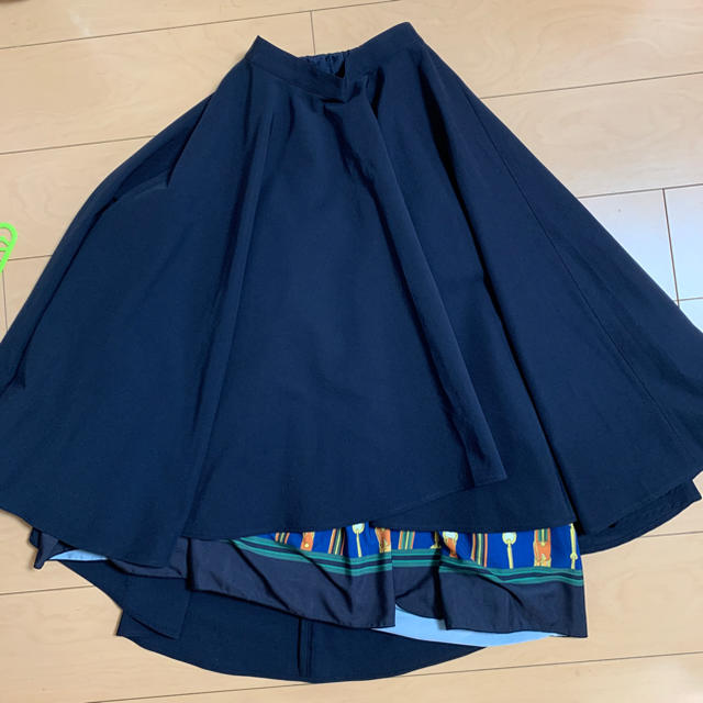 Ameri VINTEGI スカーフ柄ロングスカート 文化の日値下げ - ロングスカート