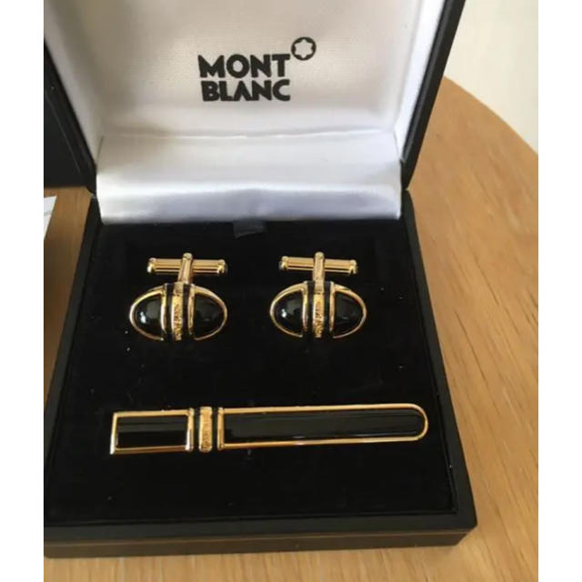 【極美品】 MontBlanc モンブランカフリンクス・タイバー セット