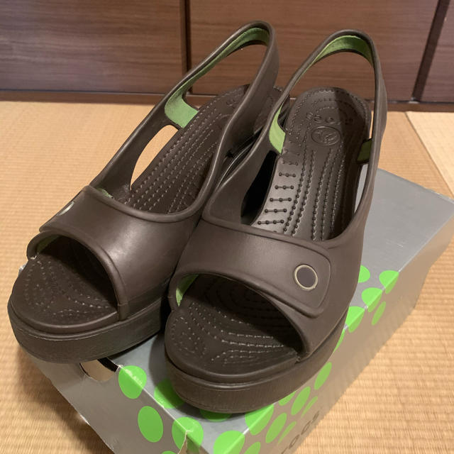 crocs(クロックス)のクロックスサンダル　W7 レディースの靴/シューズ(サンダル)の商品写真