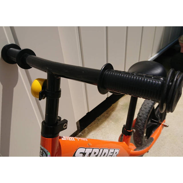 STRIDER CLASSIC オレンジ キッズ/ベビー/マタニティの外出/移動用品(自転車)の商品写真