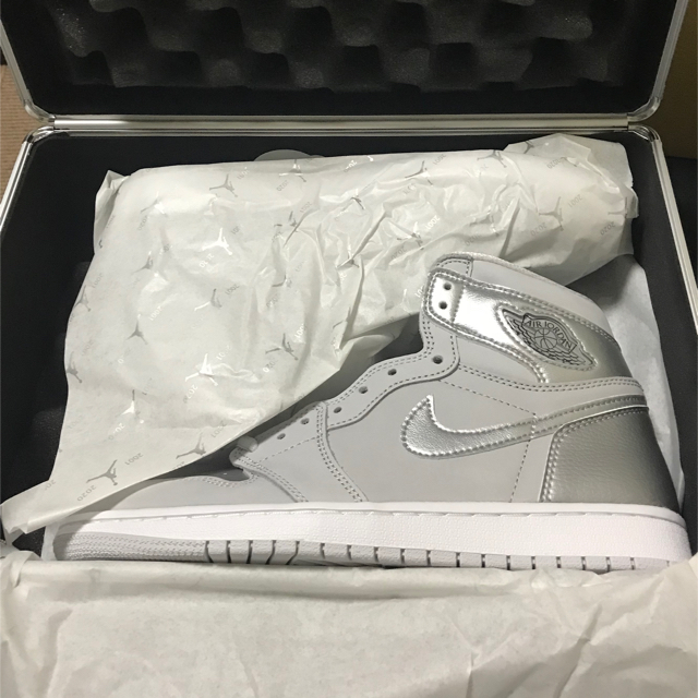 NIKE(ナイキ)のNIKE AIR JORDAN 1 HIGH OG CO.JP レディースの靴/シューズ(スニーカー)の商品写真