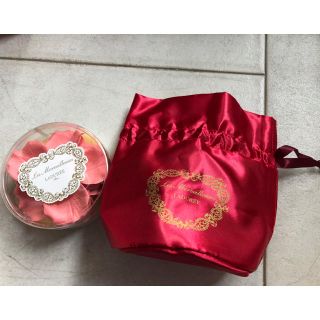 レメルヴェイユーズラデュレ(Les Merveilleuses LADUREE)のLADUREE リミテッド フェイスカラーローズラデュレ 101 新品せ(チーク)