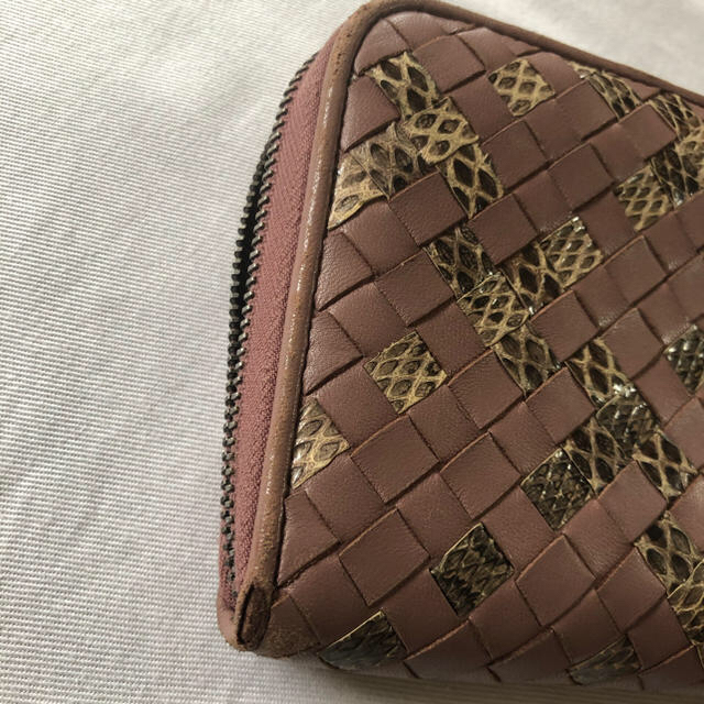 BOTTEGA VENETA ラウンド長財布