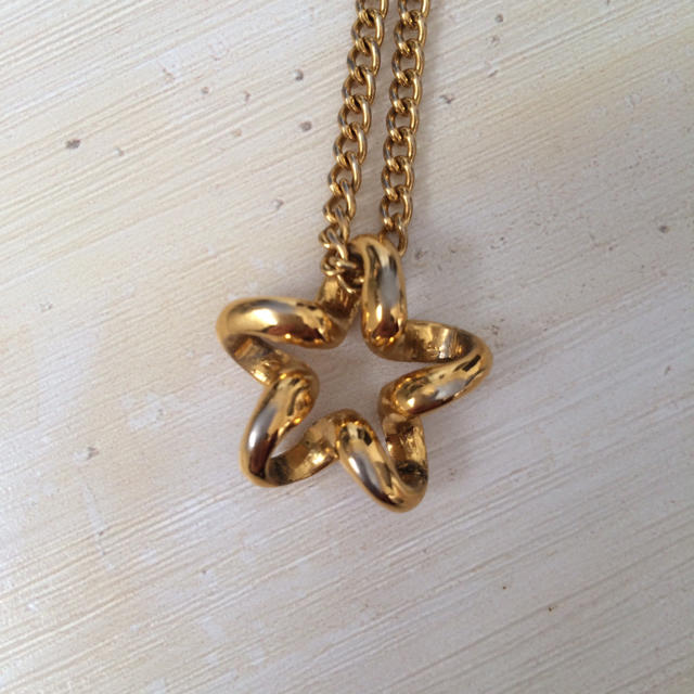 MOSCHINO - MOSCHINO ネックレス♡の通販 by someno MOSCHINO - MOSCHINO ネックレス♡の通販 by someno
