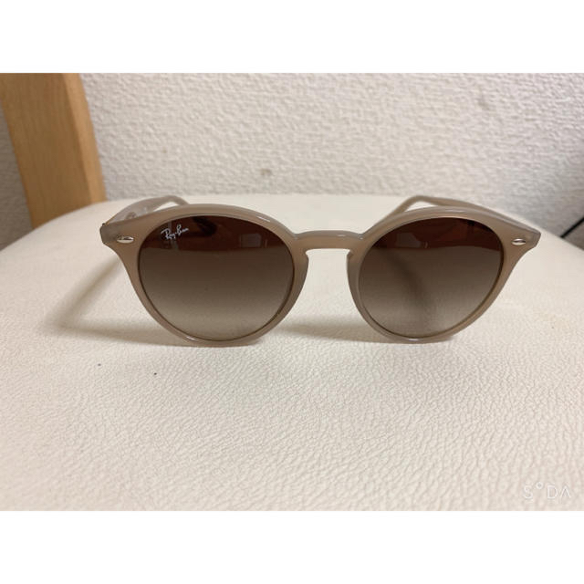 Ray-Ban(レイバン)のサングラス レイバン 正規品 レディースのファッション小物(サングラス/メガネ)の商品写真