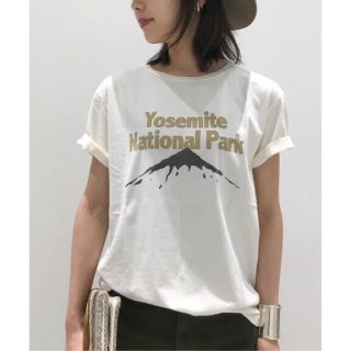 アパルトモンドゥーズィエムクラス(L'Appartement DEUXIEME CLASSE)のアパルトモン REMI RELIEF Yosemite Tシャツ(Tシャツ(半袖/袖なし))