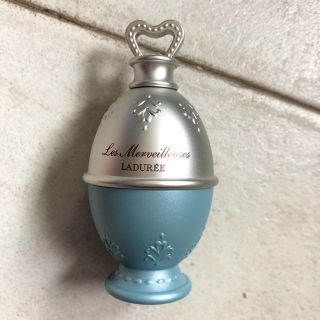 レメルヴェイユーズラデュレ(Les Merveilleuses LADUREE)の限定品　ラデュレ クリームチーク　新品半額以下せ(チーク)