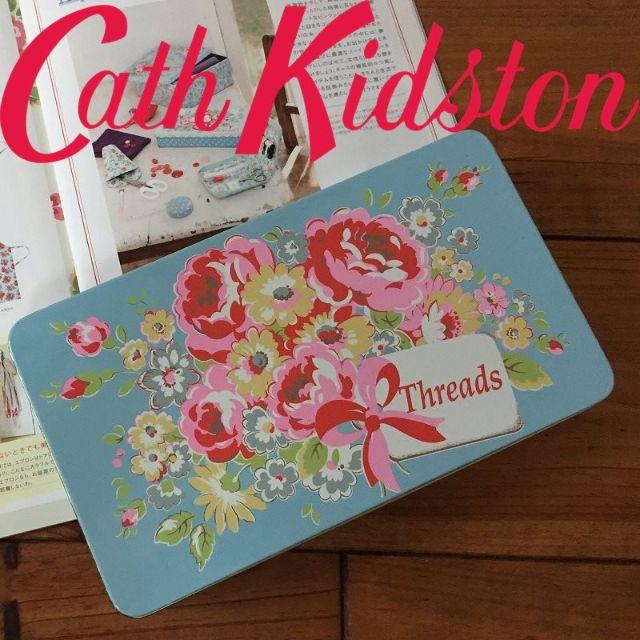Cath Kidston(キャスキッドソン)の新品 キャスキッドソン スレッドティン ブルー 缶 糸 レディースのバッグ(その他)の商品写真