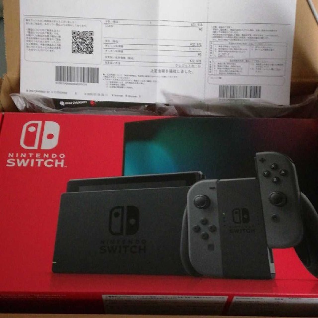 ゲームソフト/ゲーム機本体Nintendo Switch グレー 新しいモデル