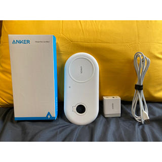 Anker PowerWave+ Pad with Watch Holder(バッテリー/充電器)