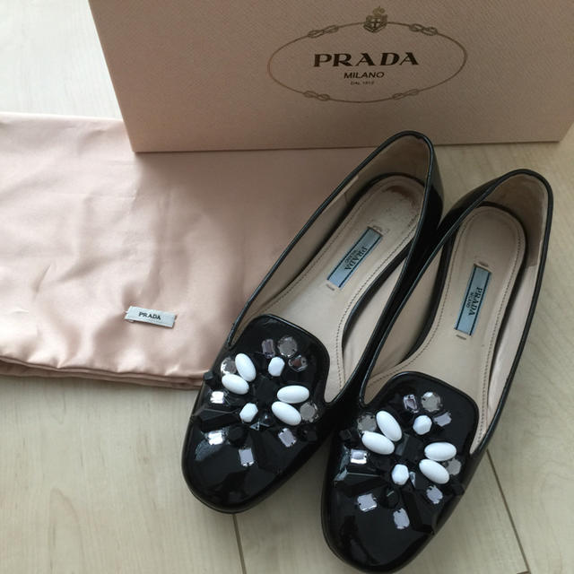 【期間限定値下げ】 PRADA フラットシューズ パンプス