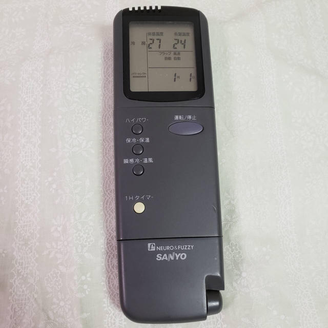 SANYO(サンヨー)のSANYO エアコン リモコン スマホ/家電/カメラの冷暖房/空調(エアコン)の商品写真