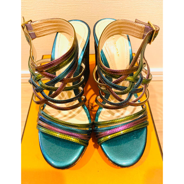 ZARA(ザラ)の本日最終値下げ‼️✨🩷 zara ヒール　サンダル　マルチカラー　ミュール   レディースの靴/シューズ(サンダル)の商品写真