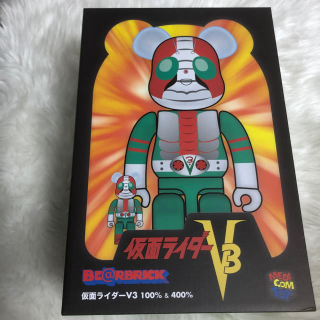 MEDICOM TOY(メディコムトイ)のBe@rbrick 仮面ライダーV3 仮面ライダー龍騎 100% & 400% エンタメ/ホビーのフィギュア(特撮)の商品写真