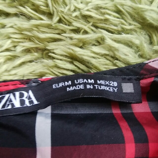 ZARA(ザラ)のZARAパブスリーブ レディースのトップス(シャツ/ブラウス(長袖/七分))の商品写真