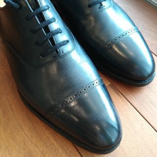 ジョンロブ(JOHN LOBB)の【美品】ジョンロブ　フィリップ　2　シューツリー付き(ドレス/ビジネス)