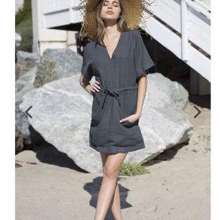 即完売 alexiastamアリシアスタン Linen V-Neck Dress