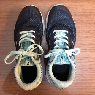 ニューバランス(New Balance)のランニングシューズ スニーカー(スニーカー)