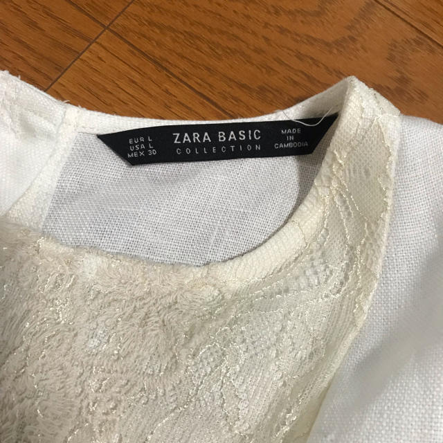 ZARA(ザラ)のリネン ブラウス ザラ 白 ホワイト オフホワイト レディースのトップス(シャツ/ブラウス(半袖/袖なし))の商品写真