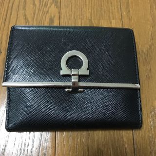 サルヴァトーレフェラガモ(Salvatore Ferragamo)の二つ折り財布(折り財布)