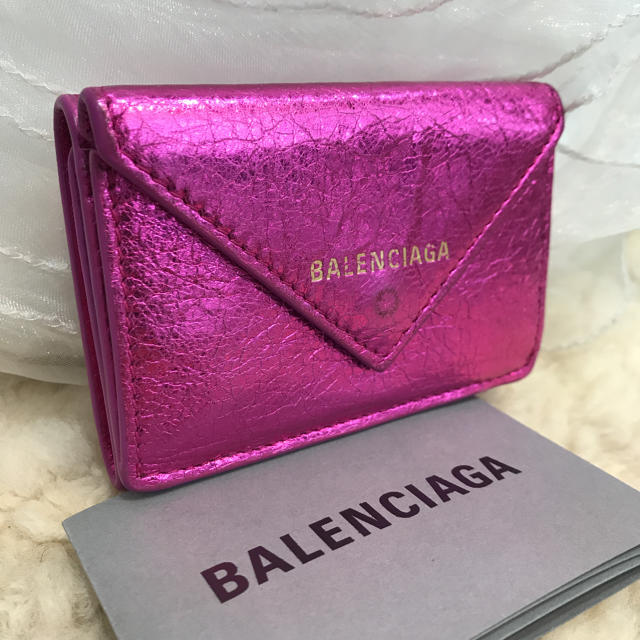 バレンシアガ　BALENCIAGA　ペーパートート　メタリックレザー