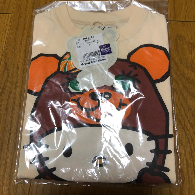 GrandGround(グラグラ)のグラグラ キティコラボTシャツ 90 キナリ キッズ/ベビー/マタニティのキッズ服女の子用(90cm~)(Tシャツ/カットソー)の商品写真