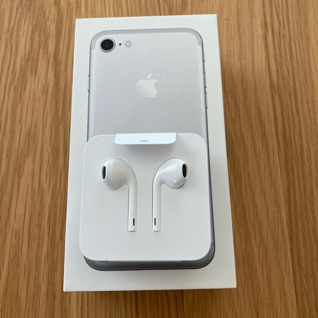 iPhone(アイフォーン)のiPhone7 付属品　USBケーブルなし スマホ/家電/カメラのオーディオ機器(ヘッドフォン/イヤフォン)の商品写真