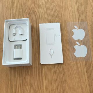 アイフォーン(iPhone)のiPhone7 付属品　USBケーブルなし(ヘッドフォン/イヤフォン)