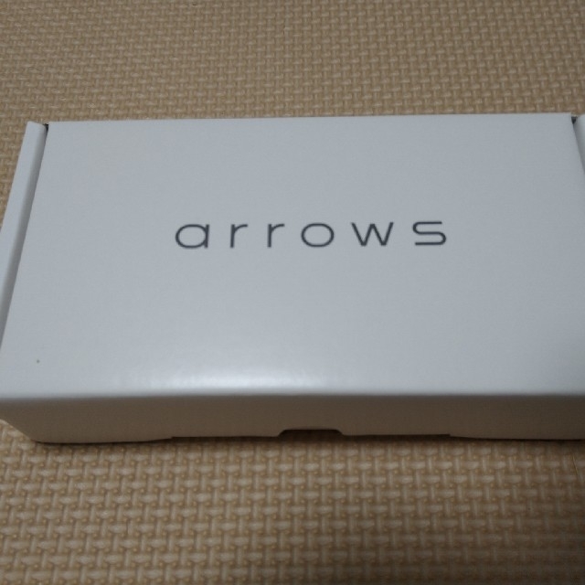 富士通 ARROWS M05 ホワイト 新品未使用品 本体 SIMフリー 白