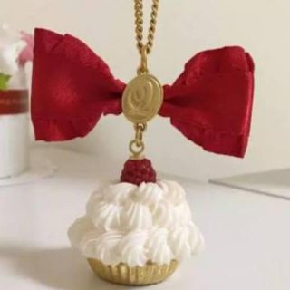 キューポット(Q-pot.)のQ-pot.×Tommy CUPCAKE 限定ネックレス(ネックレス)