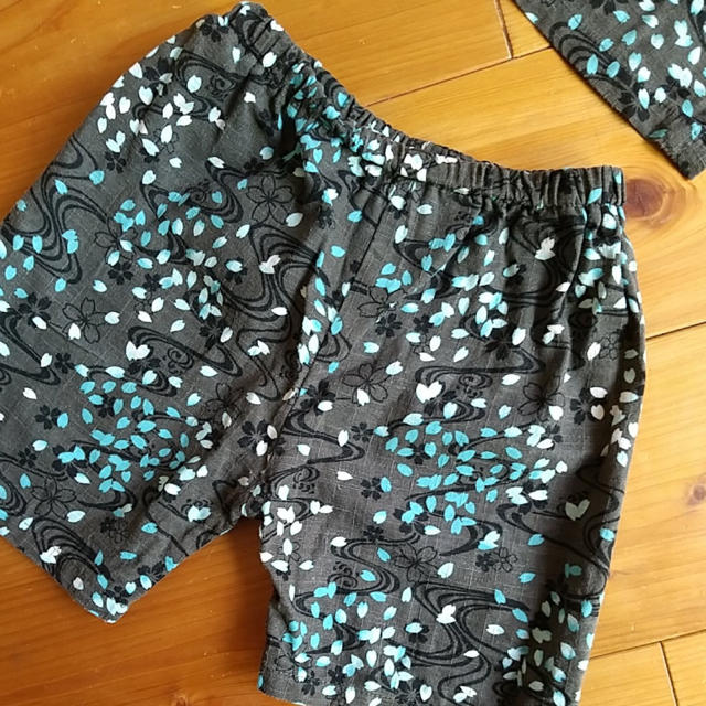 甚平 じんべい 110 男の子 キッズ/ベビー/マタニティのキッズ服男の子用(90cm~)(甚平/浴衣)の商品写真