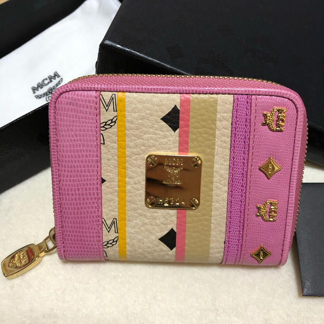 美品　MCM 折り財布