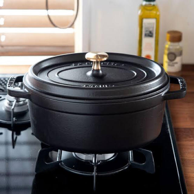 STAUB - 【ストウブ】ピコ・ココット ラウンド ブラック 40509-305の通販 by emotion's shop｜ストウブならラクマ