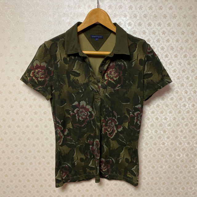TOMMY HILFIGER(トミーヒルフィガー)の✴️良品✴️トミーヒルフィガー✴️レディース✴️半袖ポロシャツ✴️迷彩花柄 レディースのトップス(ポロシャツ)の商品写真