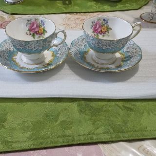 ロイヤルアルバート(ROYAL ALBERT)のロイヤルアルバート コーヒーカップ ペア(食器)