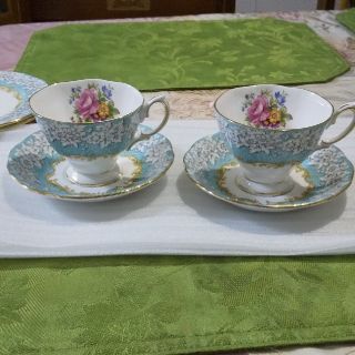 ロイヤルアルバート(ROYAL ALBERT)のロイヤルアルバート コーヒーカップ三客(食器)