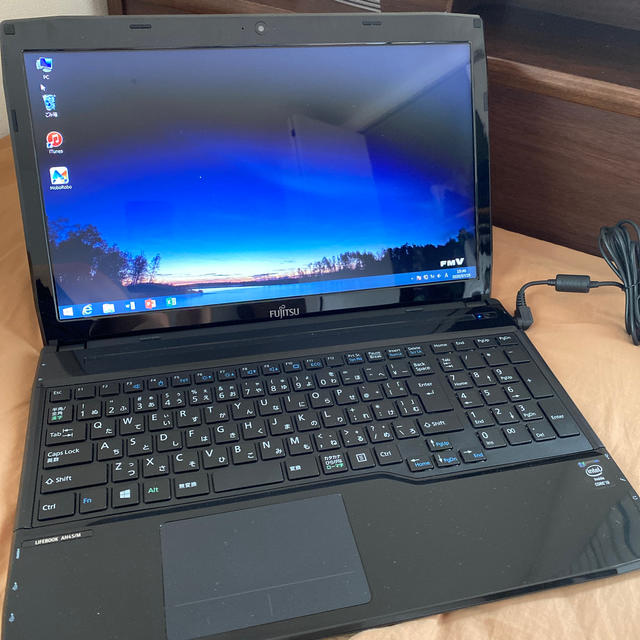 富士通 LIFEBOOK AH45/M - ノートPC