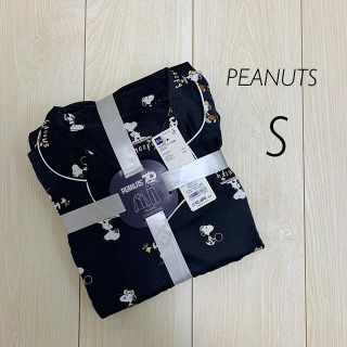 ジーユー(GU)の【新品】サテンパジャマ PEANUTS ネイビー S(パジャマ)